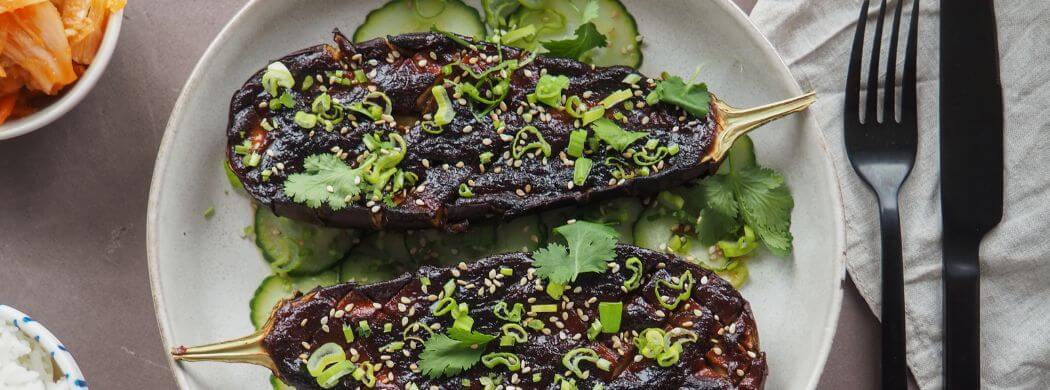Miso Aubergine | schnelles Essen | asiatisch | Gurkensalat | Wunschleder