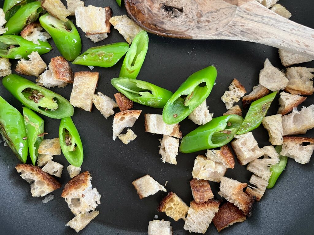 Brot und Chili